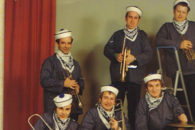 helemaal in het begin  1975